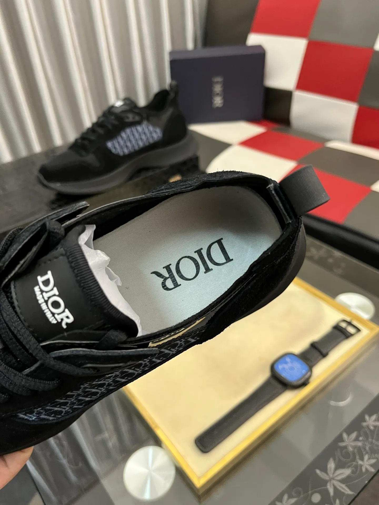 Men's shoes💰: 360⌚️⌚️[Dior] Dior's new men's genuine leather casual shoes, the highest version on the market, any comparison is welcome🆚! The original leather has excellent texture and is super high-end! Fetal sheep net lining imported from Italy, removable pad! Luxurious materials and fine workmanship, highly recommended! Code number: 38-444️⃣Colors available